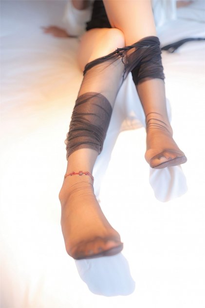 亚洲aV无码潮喷在线观看蜜桃