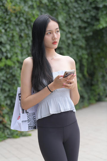 日本国产专区一区二区